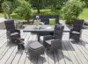 Gartenmöbel aus Rattan in grau mit großen Tisch und dreier Sitzbank